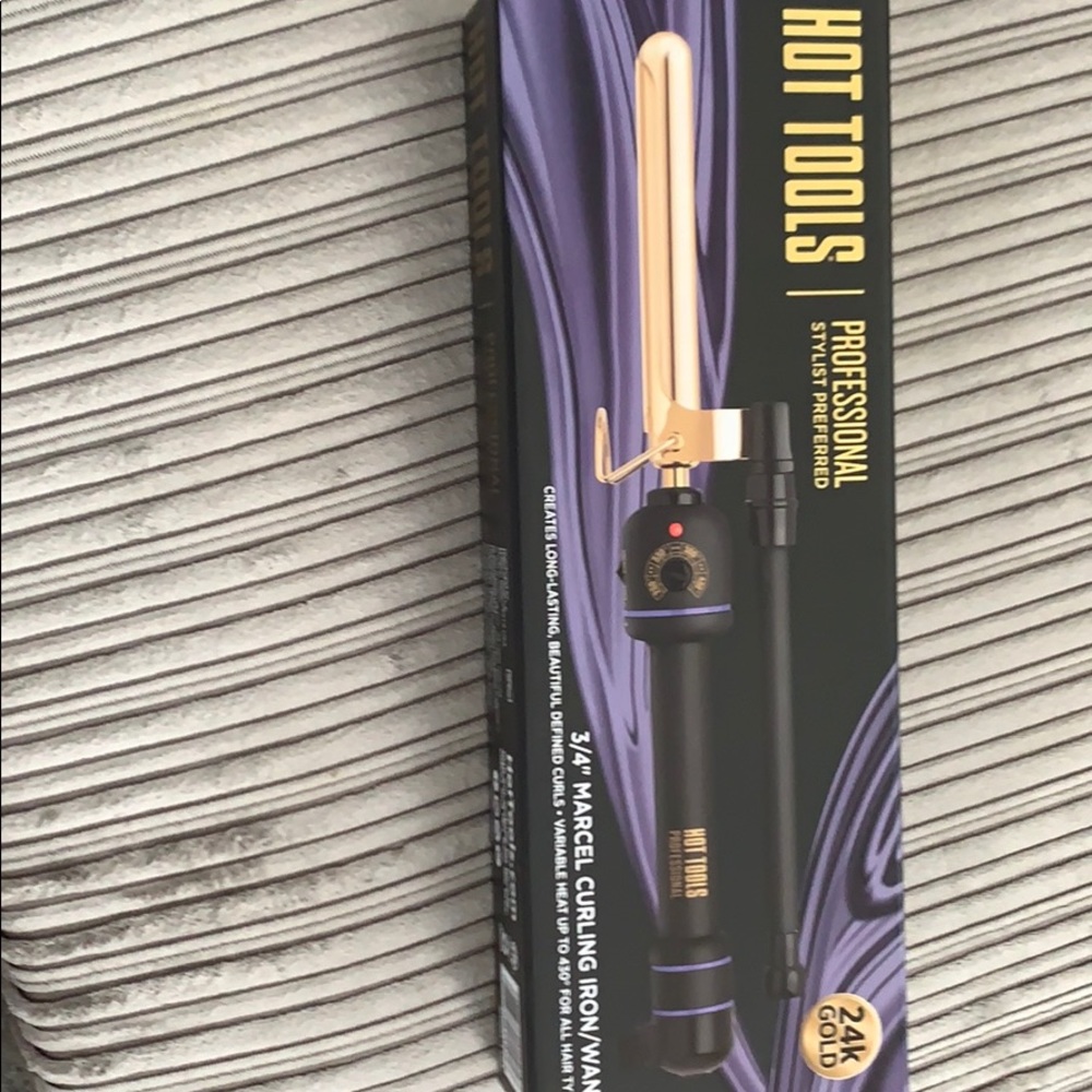 Hot tools curling . 3/4 inch. 24K Gold.